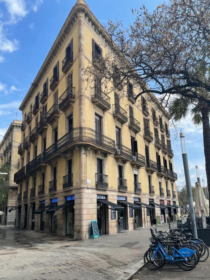 Som Nit Port Vell Hotel Barcelona Kültér fotó